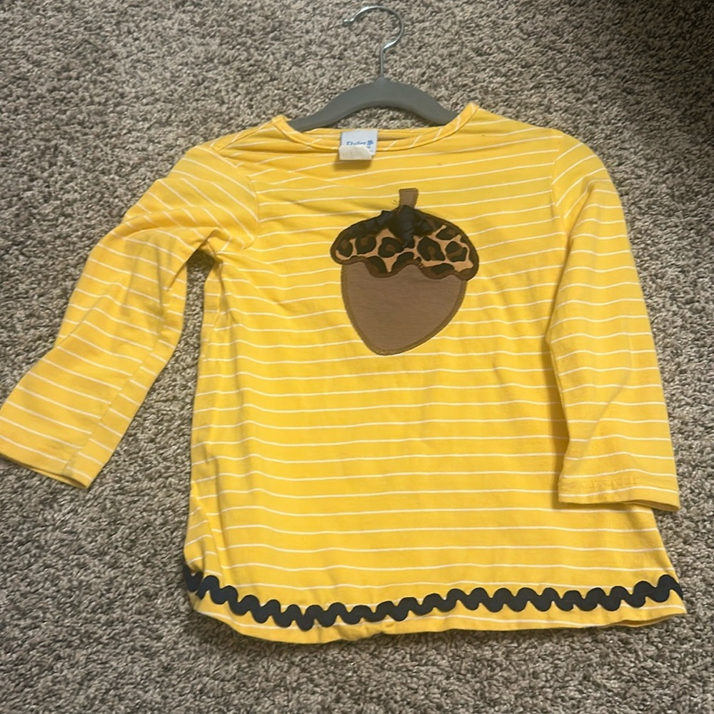 Bailey Boys size 2T EUC